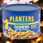 Planters cashews Deluxe Whole Cashews